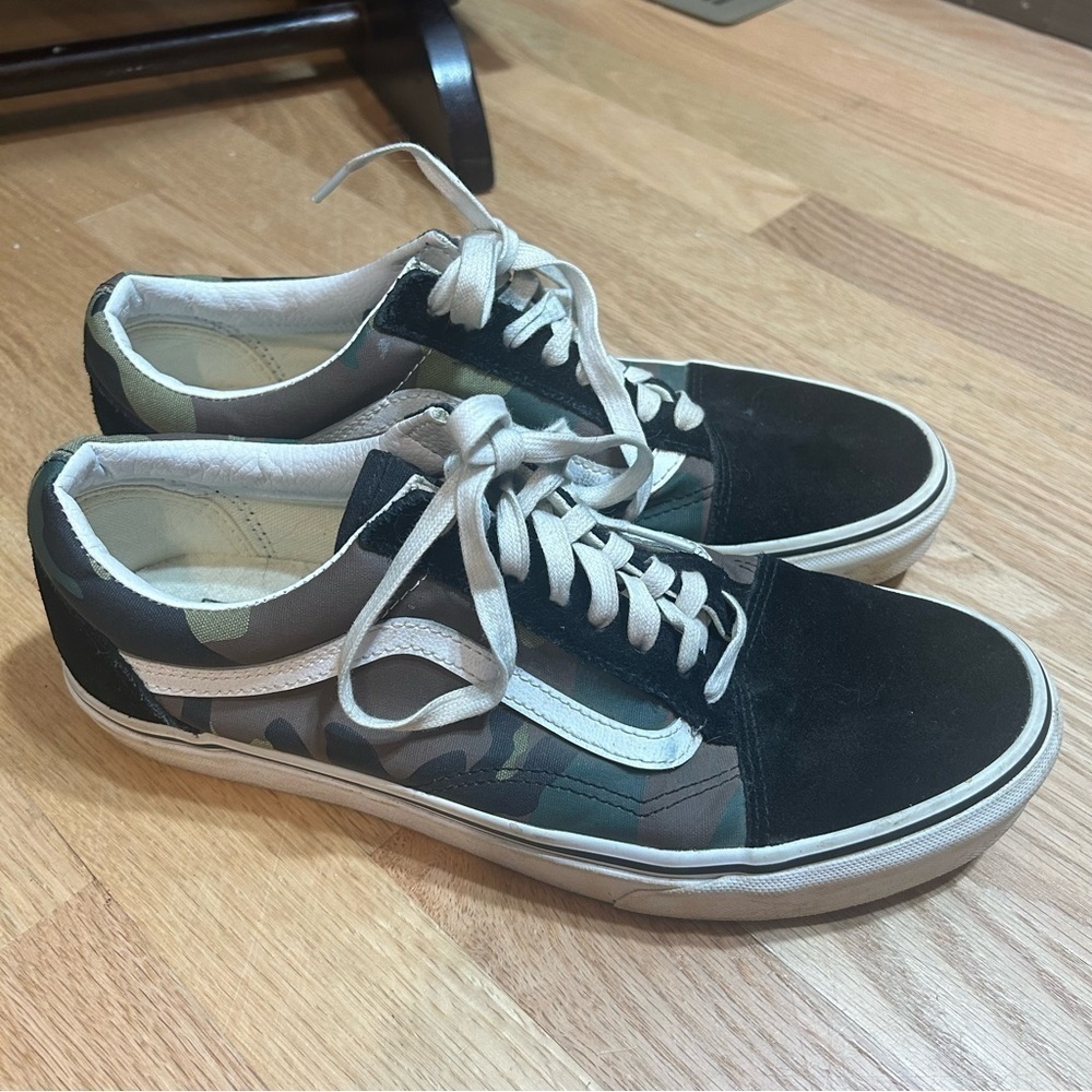 Vans Old Skool Camouflage Sneakers 9.5 Men’s Black Green Shoes